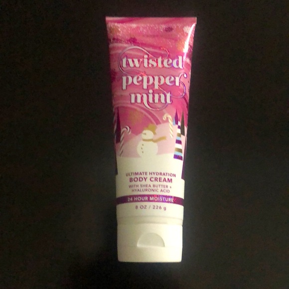 Twisted Peppermint Body Cream 8 oz - Bath & Body Works - Picture 1 of 4